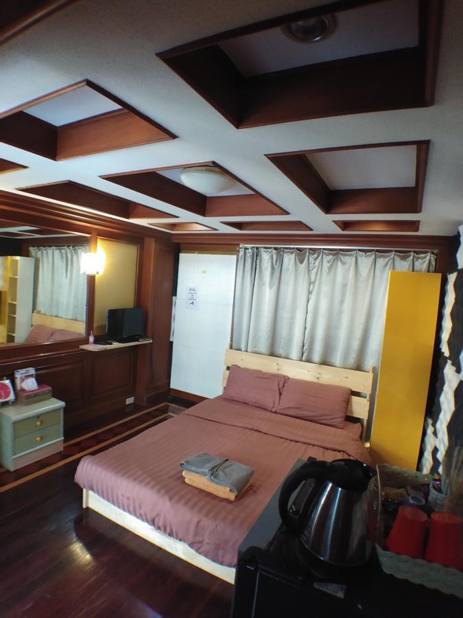 B&B 22 House Banguecoque Exterior foto